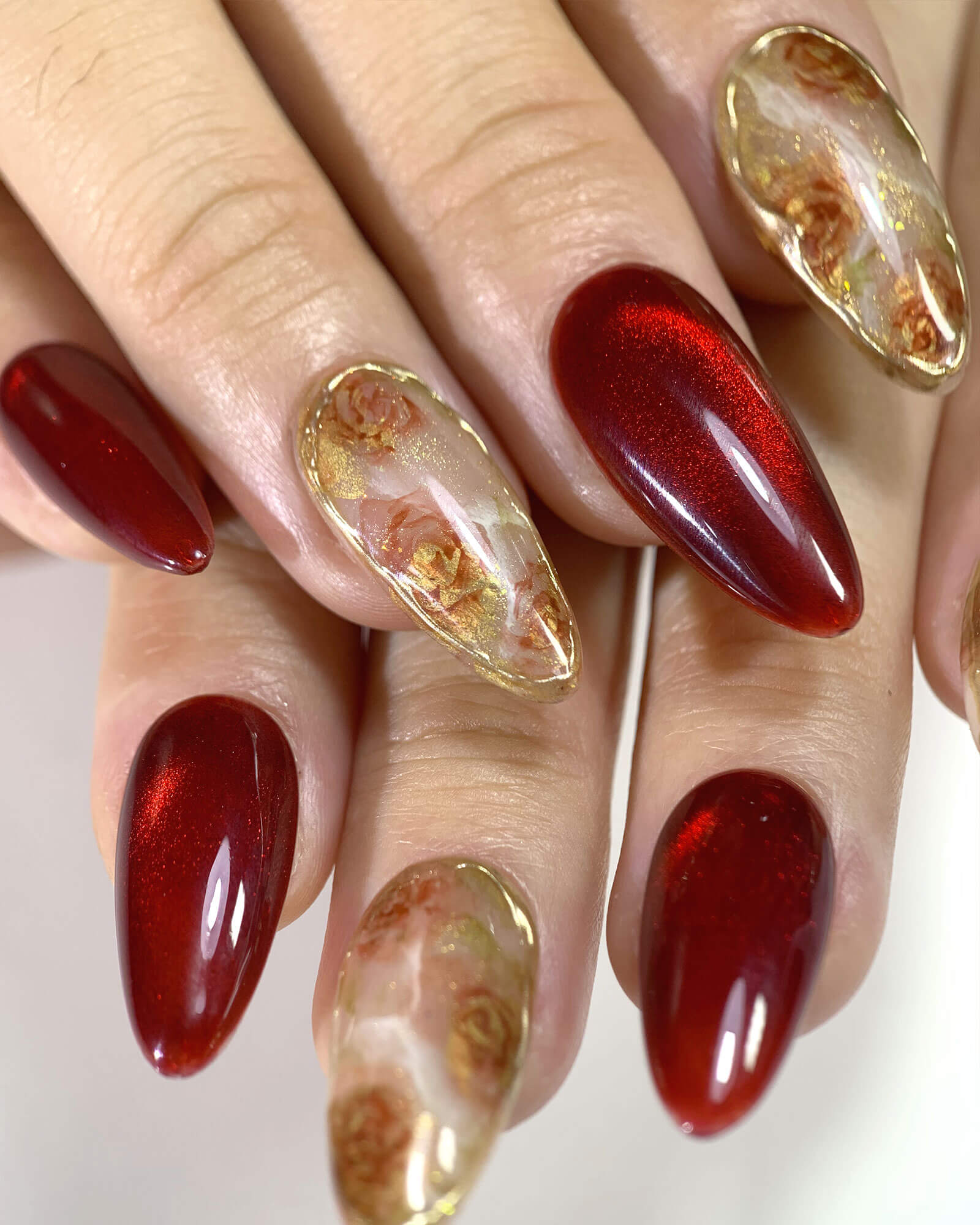 ROSE AMBER