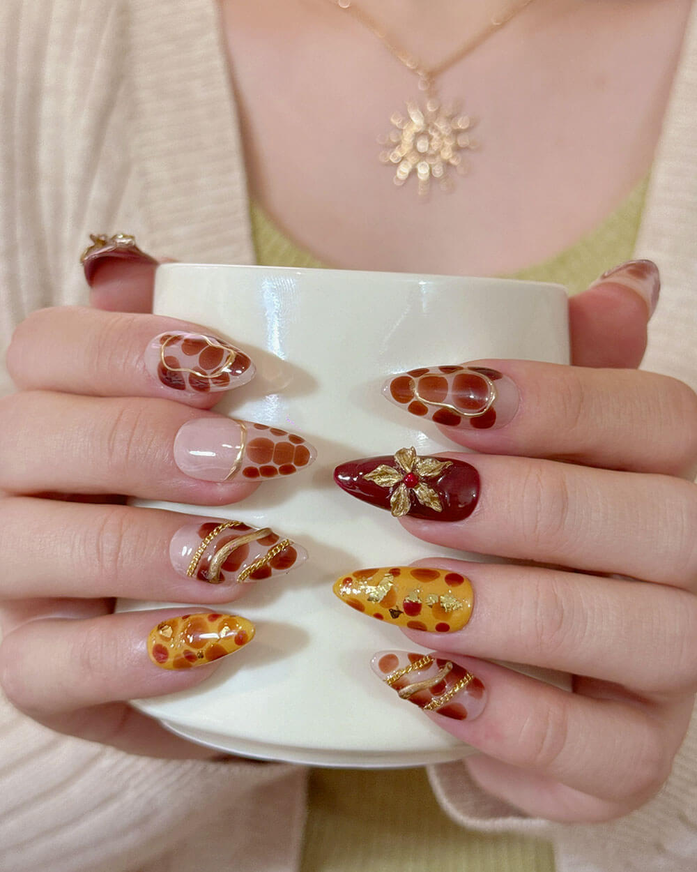 SPICE CROWN